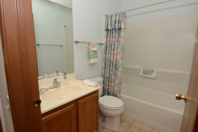 1112 Sawmill Ln, Algonquin, IL 60102 - photo 7