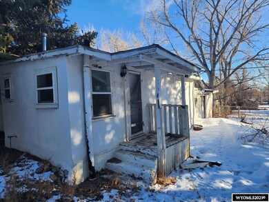 847 & 847 1/2 N Desmet, Buffalo, WY 82834 - photo 6