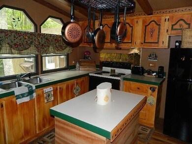 343 Walker Dr, Burnside, KY 42519 - photo 6