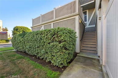 16125 Warmington Ln unit 12, Huntington Beach, CA 92649 - photo 3