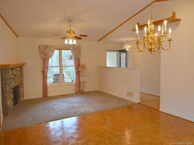 119 Meadow Lake Rd, Asheville, NC 28803 - photo 4