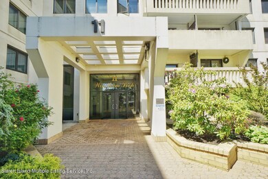 Elmwood Park Condominium II unit 2BB, Staten Island, NY 10314 - photo 2