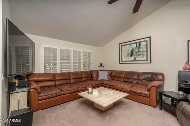 Living/Dining 2