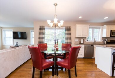 49 Kennedy Ct, Cumberland, RI 02864 - photo 5