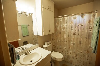 704 N Bowie St, Fredericksburg, TX 78624 - photo 7