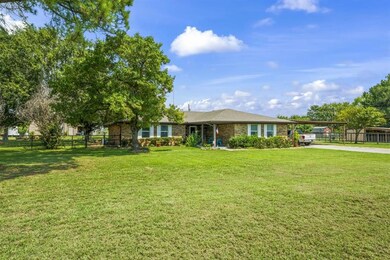 264 S Meadows Dr, Decatur, TX 76234 - photo 4