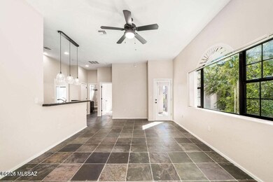 2010 E River Rd unit 202, Tucson, AZ 85718 - photo 3