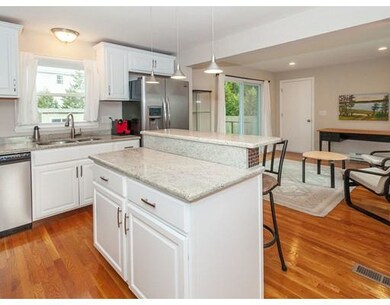 115 Clark Ln, Waltham, MA 02451 - photo 5