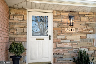 2914 Chapel View Dr, Silver Spring, MD 20904 - photo 5