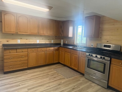 654 W Isabella Rd, Midland, MI 48640 - photo 4