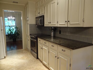 3901 Brookwood Dr, Tyler, TX 75701 - photo 6