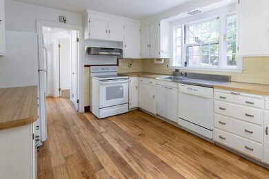 88 Temple St, West Newton, MA 02465 - photo 6