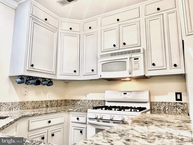 45497 Caboose Terrace, Sterling, VA 20166 - photo 5