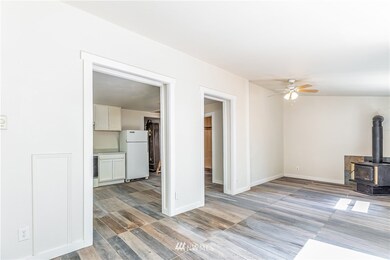 16812 210th St E, Graham, WA 98338 - photo 7