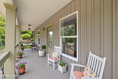 1810 Reynolds St, Knoxville, TN 37921 - photo 4