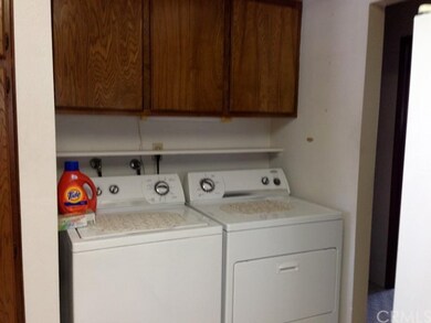 9922 Cedar St, Bellflower, CA 90706 - photo 4