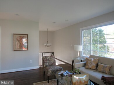 700 Booker Dr, Capitol Heights, MD 20743 - photo 5