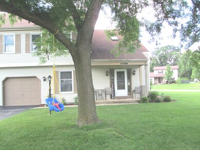 11708 Pine Way unit B, Huntley, IL 60142 - photo 5