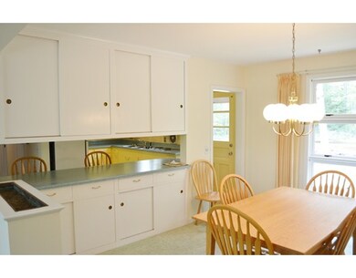 431 Gilbert St, Mansfield, MA 02048 - photo 6