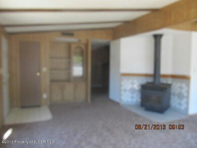 2909 E Maple Street 009