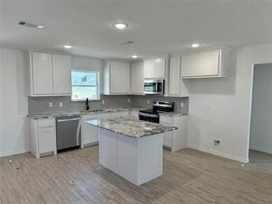 3004 Leddy St, Azle, TX 76020 - photo 2