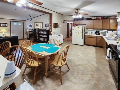 12 Bellevue Rd, Oak Bluffs, MA 02557 - photo 5