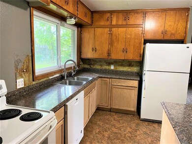 1104 Magnolia St, Gainesville, TX 76240 - photo 7