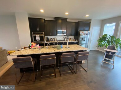 2814 Pinebrook Rd, Landover, MD 20785 - photo 6