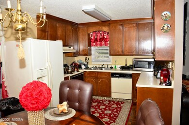 879 Parkview Dr, Macon, GA 31211 - photo 5