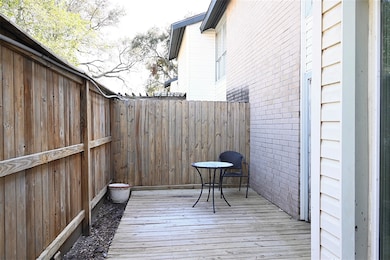 7918 Prestwood Dr unit 4, Houston, TX 77036 - photo 6