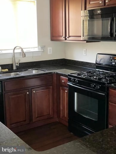 7308 Sandy Spring Rd, Laurel, MD 20707 - photo 7