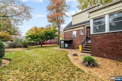 69 Hamilton Rd, Teaneck, NJ 07666 - photo 5