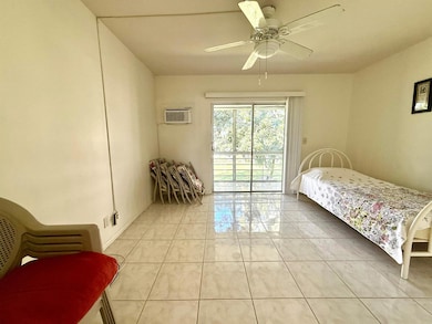 62 Norwich C, West Palm Beach, FL 33417 - photo 7