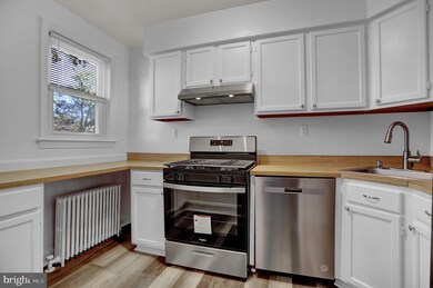 1117 Cedarcroft Rd unit 2ND FLOOR, Baltimore, MD 21239 - photo 4