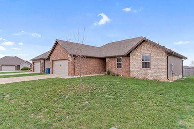 876 E Ozark Jubilee Rd, Nixa, MO 65714 - photo 3