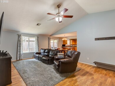 Living Room/Dining Room