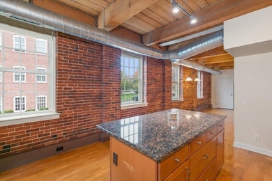 25 Cedar St unit 4, Amesbury, MA 01913 - photo 2