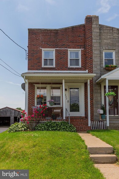 332 Brimmer Ave, New Holland, PA 17557 - photo 3