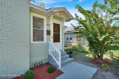 004-470West63rdStreet-Jacksonville-FL-32