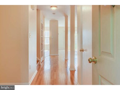 202 Heskers Ct, Monmouth Junction, NJ 08852 - photo 3