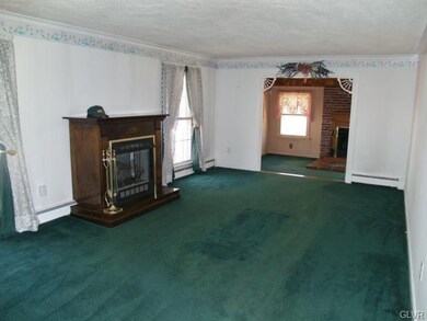 1960 W Bangor Rd, Bangor, PA 18013 - photo 6