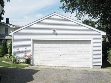 36 State St, Chicopee, MA 01013 - photo 5