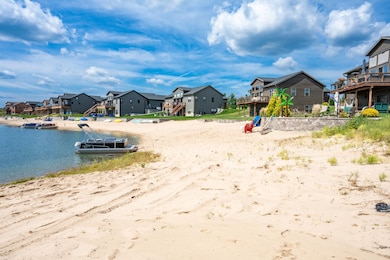 N8867 Lake Cabin Dr, Germantown, WI 53950 - photo 5