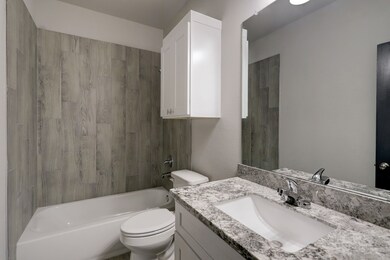 5626 Kittridge St unit A, Houston, TX 77028 - photo 5