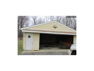 22461 Libby Rd, Bedford, OH 44146 - photo 3