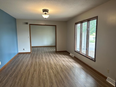 2 E Black St, Marshall, MO 65340 - photo 5