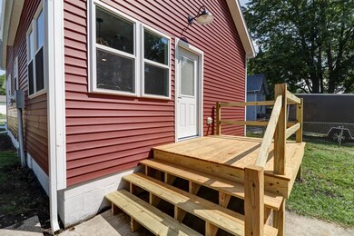 403 E Pinzon St, Tuscola, IL 61953 - photo 4