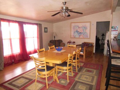 Great room/family room/dining room