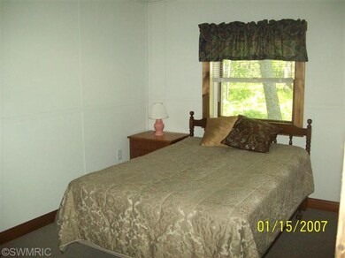 1173 Coolidge Dr, Bitely, MI 49309 - photo 2