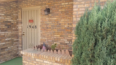 1948 Octubre Dr, El Paso, TX 79935 - photo 5